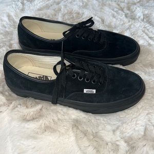 VANS eco friendly water repellent suede skate shoes